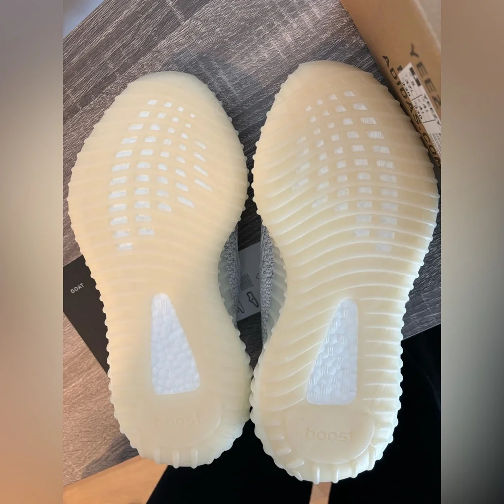 adidas Yeezy Boost 350 V2 Static Reflective EF2367 men’s size 5 White Gray NIB - Picture 8 of 10